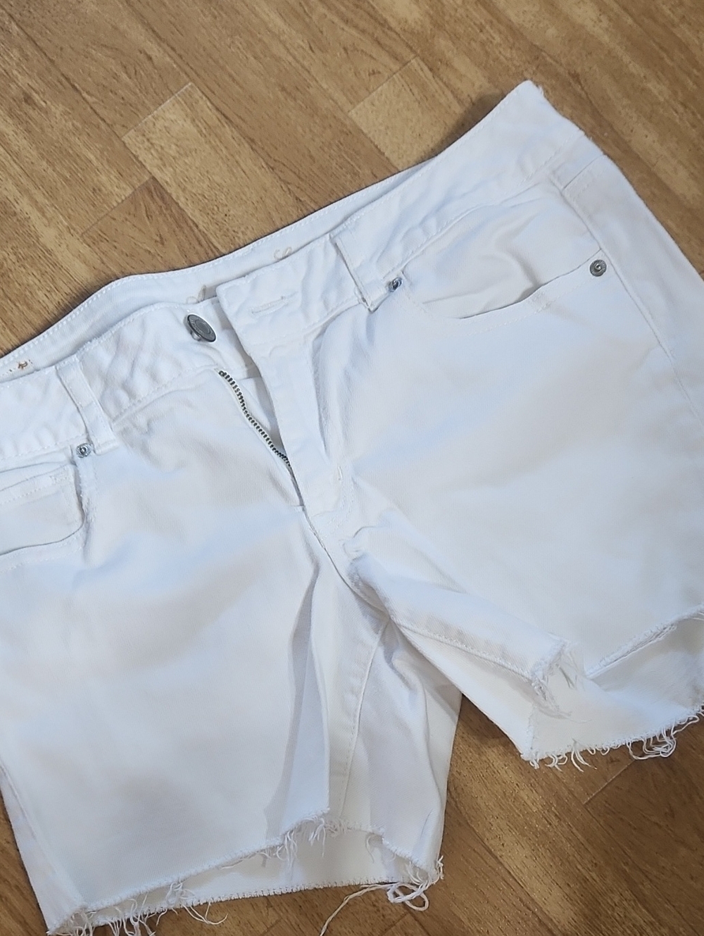 American Eagle Outfitters White Frayed Hem Denim Shorts